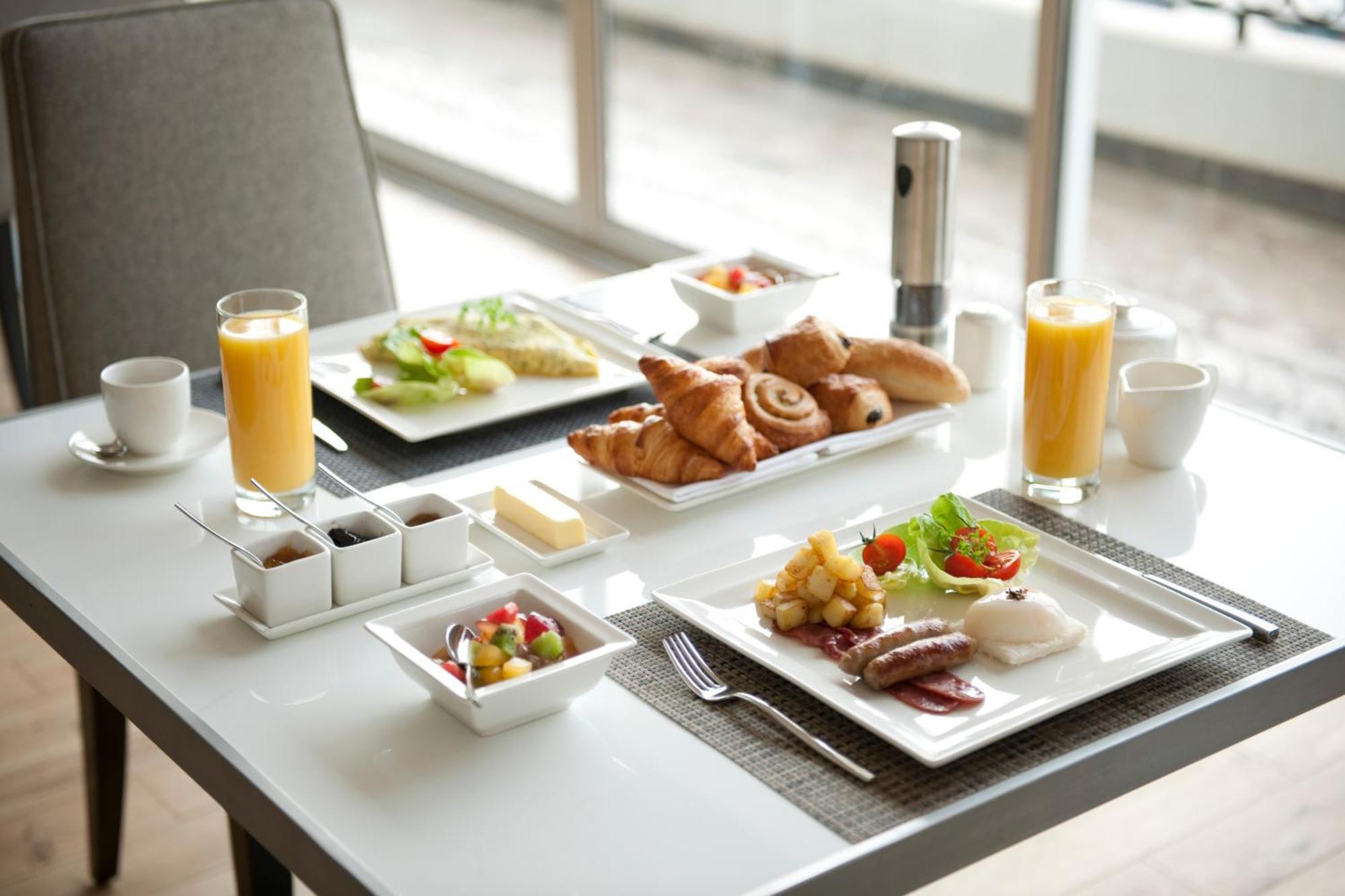 K108 Hotel Doha Eksteriør billede