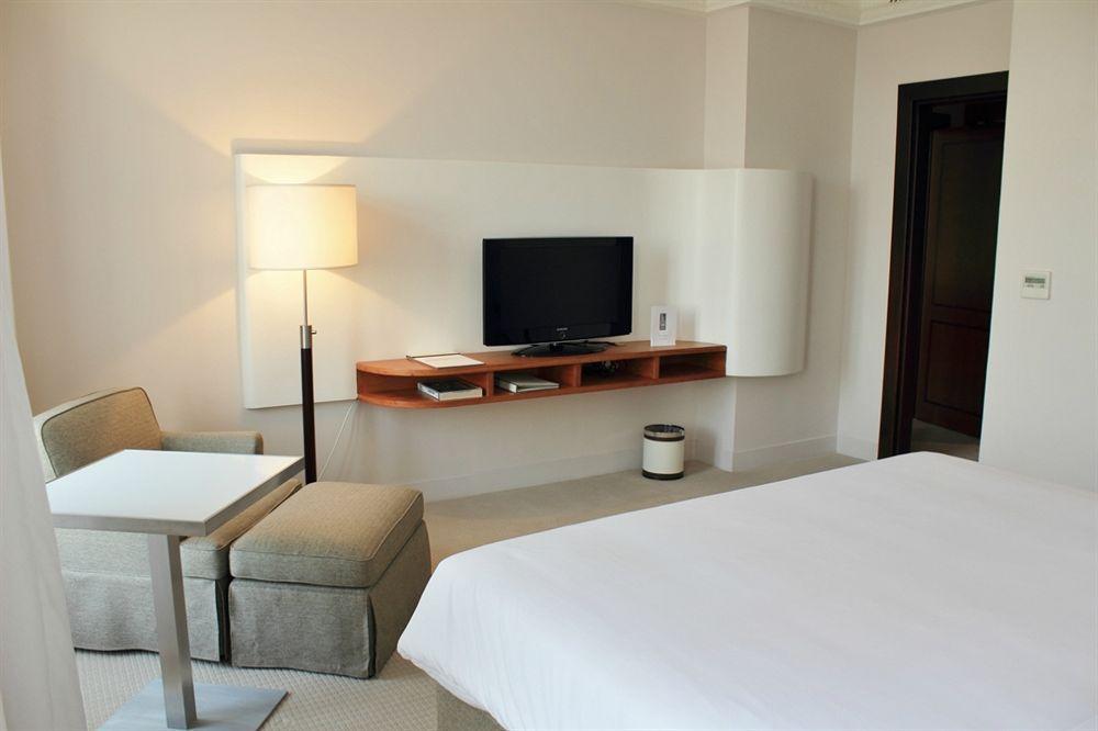 K108 Hotel Doha Eksteriør billede