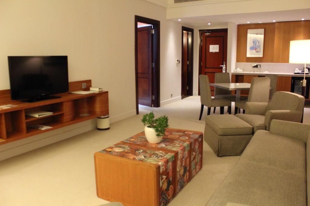 K108 Hotel Doha Eksteriør billede
