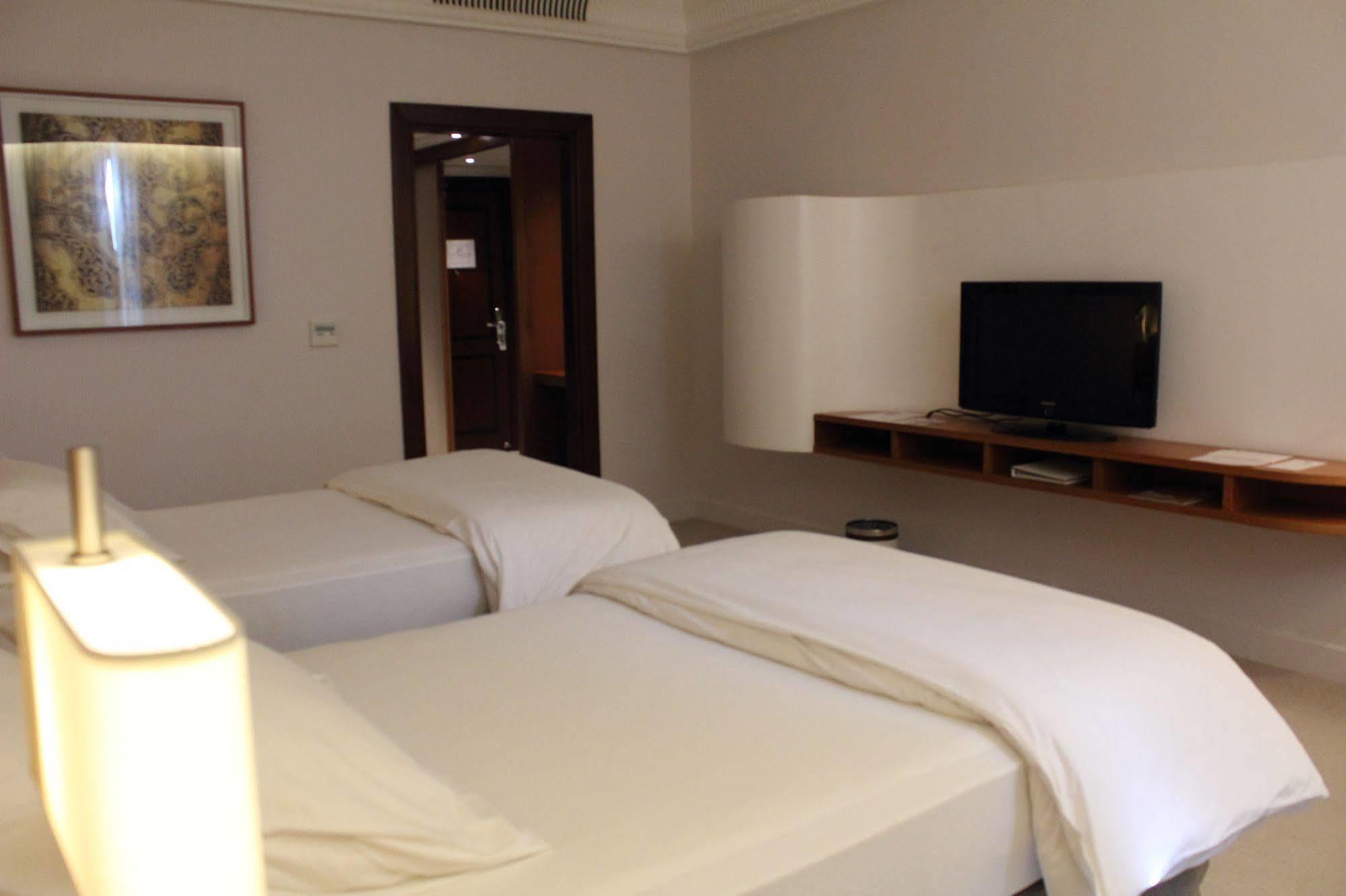 K108 Hotel Doha Eksteriør billede